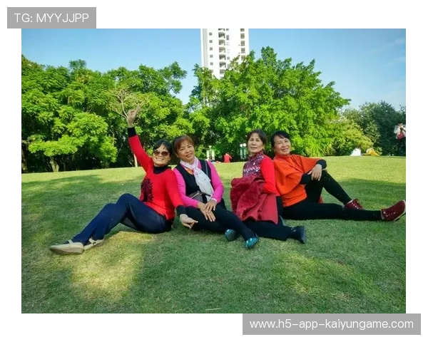 世界冠军与粉丝合影表情太甜：见证那一刻的温暖与感动